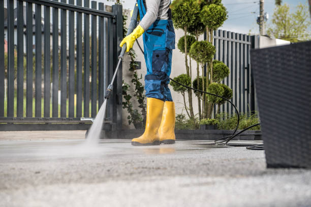 Best Commercial Pressure Washing  in Jeffersonville, OH