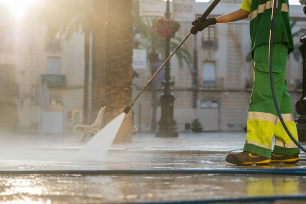 Best Deck Pressure Washing  in Jeffersonville, OH